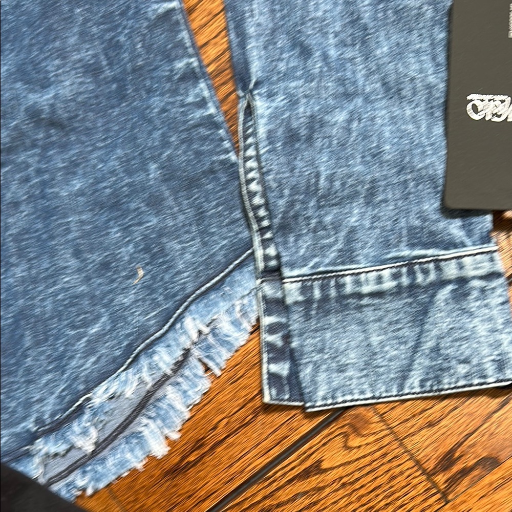 Lauren Moshi Blue Graphic Button Down Shirt - Picture 3 of 7